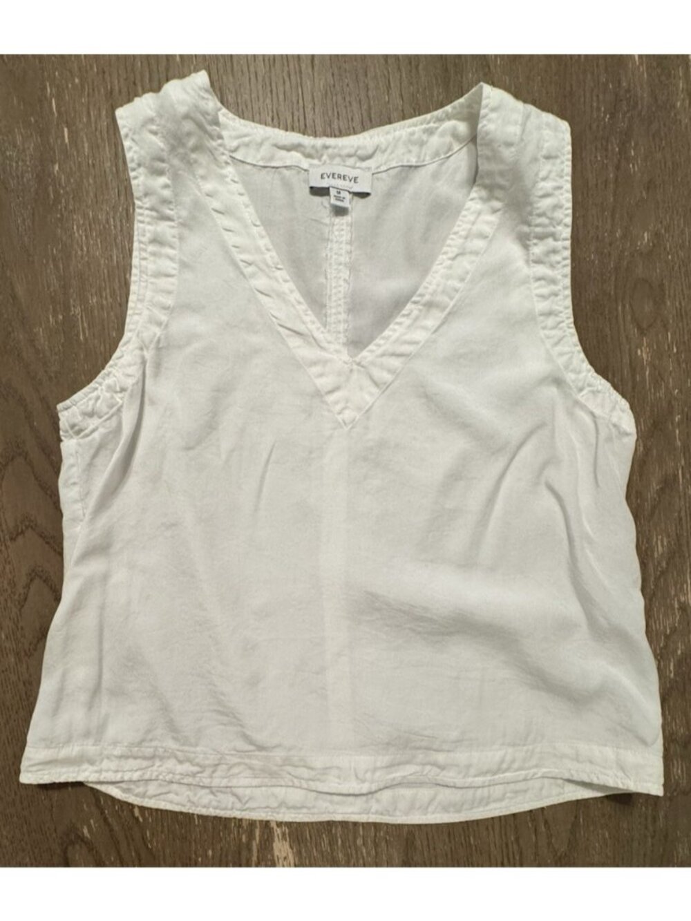 Evereve Lyocell Women V Neck Tank Top White Medium Blouse Coastal Minimalist